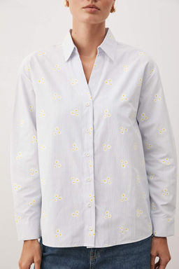 TRENDYOLMILLA Mavi Cizgili Cicek Desenli Pamuklu Oversize Genis Kal?pl Dokuma Gomlek TWOSS23GO00373  фото 12