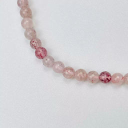 Бусы из Кварца клубничного