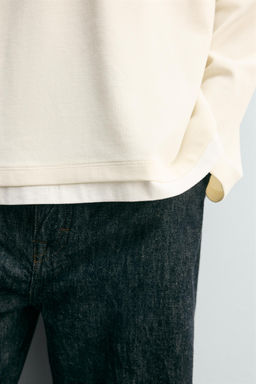 T-SHIRT WITH CONTRAST DOUBLE FINISHES - Zara фото 6