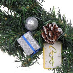 Венок хвойный "Зимние подарки" d-50 см, голубой