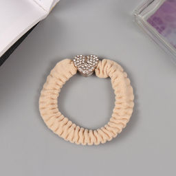 Цена за 6 шт. Резинка для волос «Шейл», сердце, 6 см, молочная