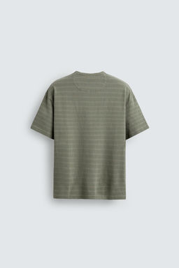CAMISETA LAVADA RAYAS BOLSILLO / Beige / Verde