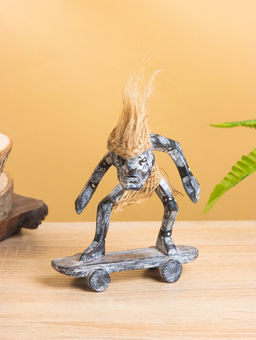 Сувенир «Абориген скейтбордист», 7×12×12 см, дерево