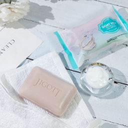 Jigott Мыло-скраб для лица и тела с экстрактом козьего молока / Goat Milk Scrub Soap, 150 г