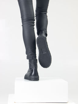 Ботинки 214.icebergbl.Black/Байка