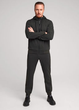 Брюки мужские