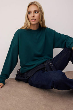 Teen Siyah Oversize/Bol Kesim Bisiklet Yaka Kal?n/Ici Polarl? Orme Sweatshirt TWOAW26SW00029 - Trendyolmilla фото 2