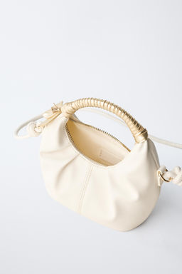 BOLSO BANDOLERA DETALLE FLOR / Blanco Crudo