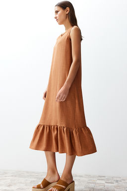 Kahverengi Duz Kesim Kolsuz Bisiklet Yaka Midi Aerobin Dokuma Elbise TWOSS24EL00519 - Trendyolmilla фото 3