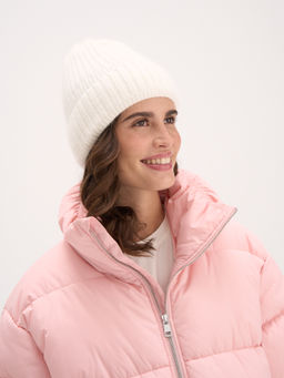 Шапка с шерстью ангоры "Молоко"