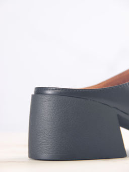 Сабо 5200.23663bl.Черный