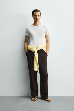 CAMISETA SLIM FIT ESTRUCTURA VISCOSA / Blanco