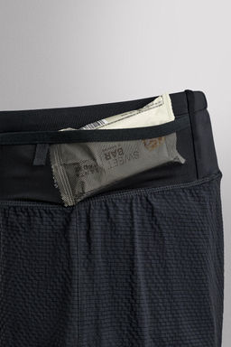 TRAIL RUNNING SHORTS - Zara фото 4