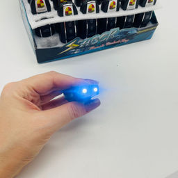 Брелок Ключ от машины 3 в 1 фонарик, лазер, электрошокер 24 шт в уп - Storyland фото 4