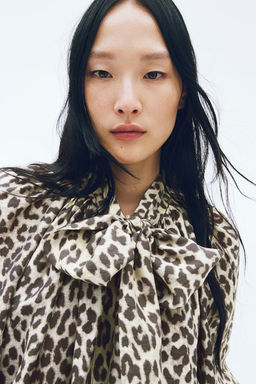 Blusa con lazada - H&m фото 2