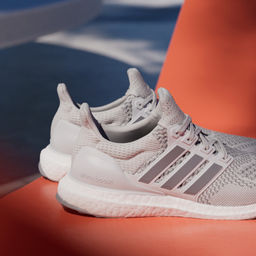 Кроссовки женские - Adidas фото 5