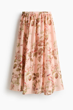 Falda estampada con vuelo