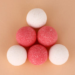 Бомбочки для ванныПони, 6?20 г, аромат ванильные снежинки, Чистое счастье