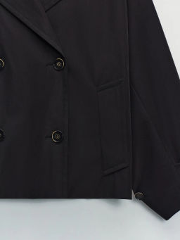 Двубортный укороченный тренч ZR2604102214-27 / Zarina  фото 11