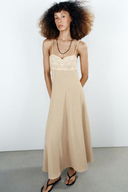 VESTIDO MIDI TIRANTES COMBINADO / Crudo