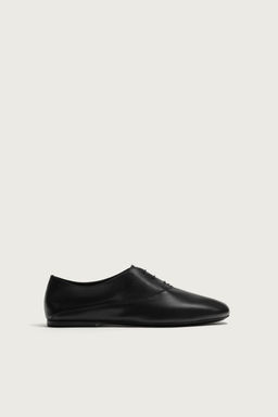ZAPATO PIEL / Negro