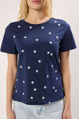 Lacivert Kal?n Pamuklu Varak Y?ld?z Bask?l? Regular/Normal Kal?p Orme T-Shirt TWOSS20TS0757