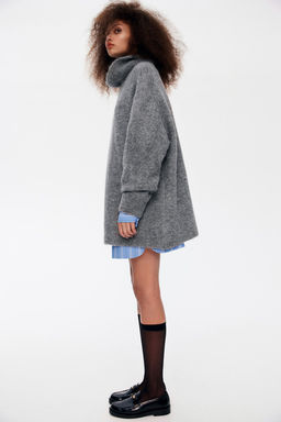 Jersey en mezcla de alpaca con cuello perkins