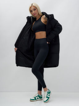 Куртка зимняя женская с капюшоном удлиненная стеганная черного цвета 9629Ch - Mtforce фото 15