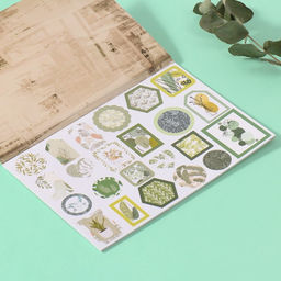 Наклейки в книжке Классика и акварель, 3 фона, 20.7?14.2 см