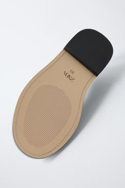 MOCAS?N PIEL / Negro - Zara фото 7