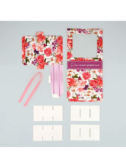 Цена за 5 шт. Коробка под 9 конфет с ячейками Самой прекрасной 14.5?13.5?3.5 см