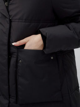 Пальто утепленное стеганное зимнее с капюшоном женское черного цвета 9602Ch - Mtforce фото 9