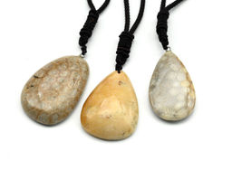 Подвеска из коралла капля 30*50мм