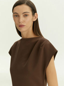 Трикотажное платье миди косого кроя из хлопка, PL1675/crayon - Emka фото 4