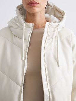 Kap??onlu Kad?n Deri G?r?n?ml? Mont