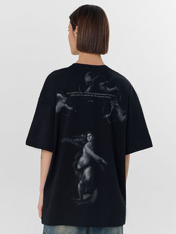 Футболка женская оверсайз черная с принтом