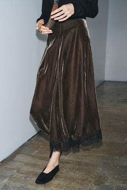 ZW COLLECTION LIMITED EDITION LACE VELVET SKIRT - Zara фото 2