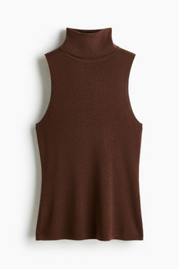 Top de lana con cuello alto