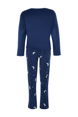 Trendyolmilla Lacivert Galaksi Desenli Polar K?sl?k Orme Pijama Tak?m? THMAW24PT00027