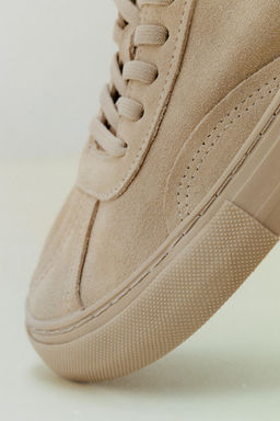 BAMBA BAREFOOT PIEL / Gris Topo