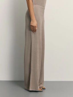 Широкие брюки из фактурной ткани / Zarina  фото 3