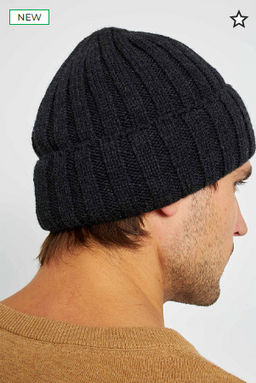 Шапка с отворотом на флисе из шерсти мериноса темный анрацит