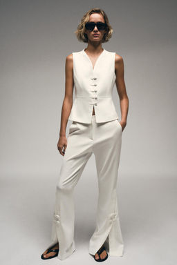 CHALECO PEPLUM / Crudo