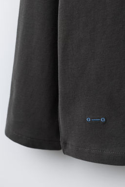 EMBROIDERED PLAIN T-SHIRT