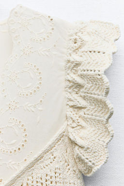COMBINED KNIT ROMANTIC TOP WITH RUFFLES - Zara фото 6