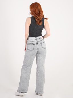 Джинсы серые женские широкие больших размеров - Almond фото 4