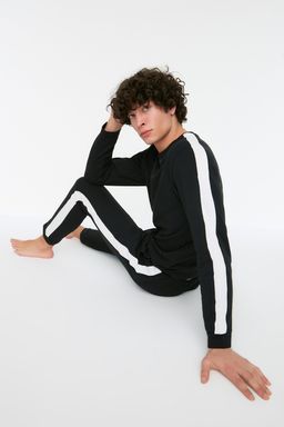TRENDYOL MAN Siyah Color Blok Detayl? Regular Fit Orme Pijama Tak?m? THMAW21PT0368