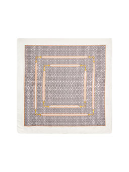 Большой, мягкий, тонкий и очень нежный платок с рисунком