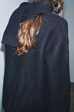 SHORT KNIT COAT WITH SCARF - Zara фото 3