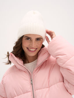 Шапка с шерстью ангоры "Молоко"